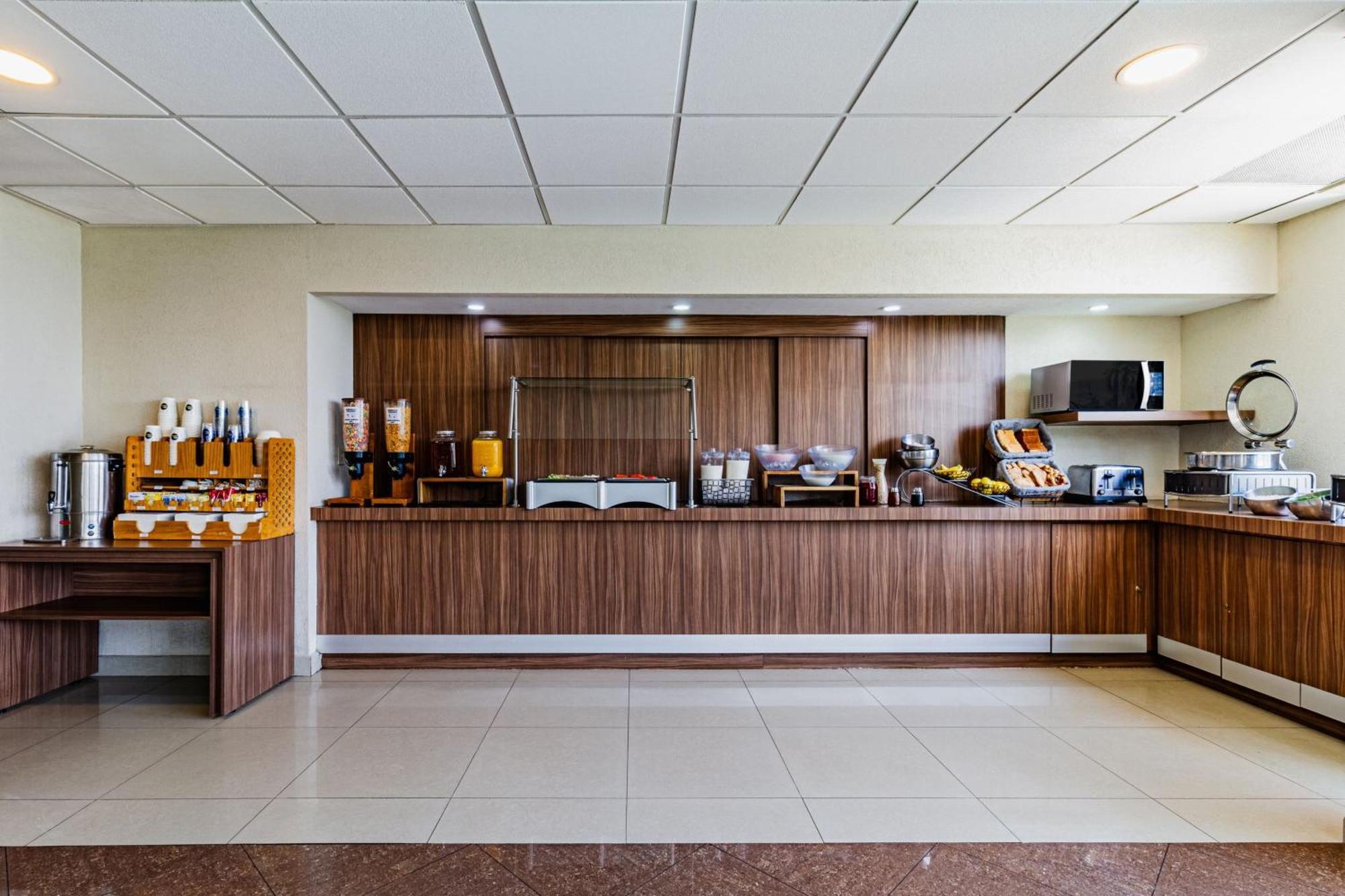 City Express By Marriott Tuxtla Gutiérrez Exteriör bild